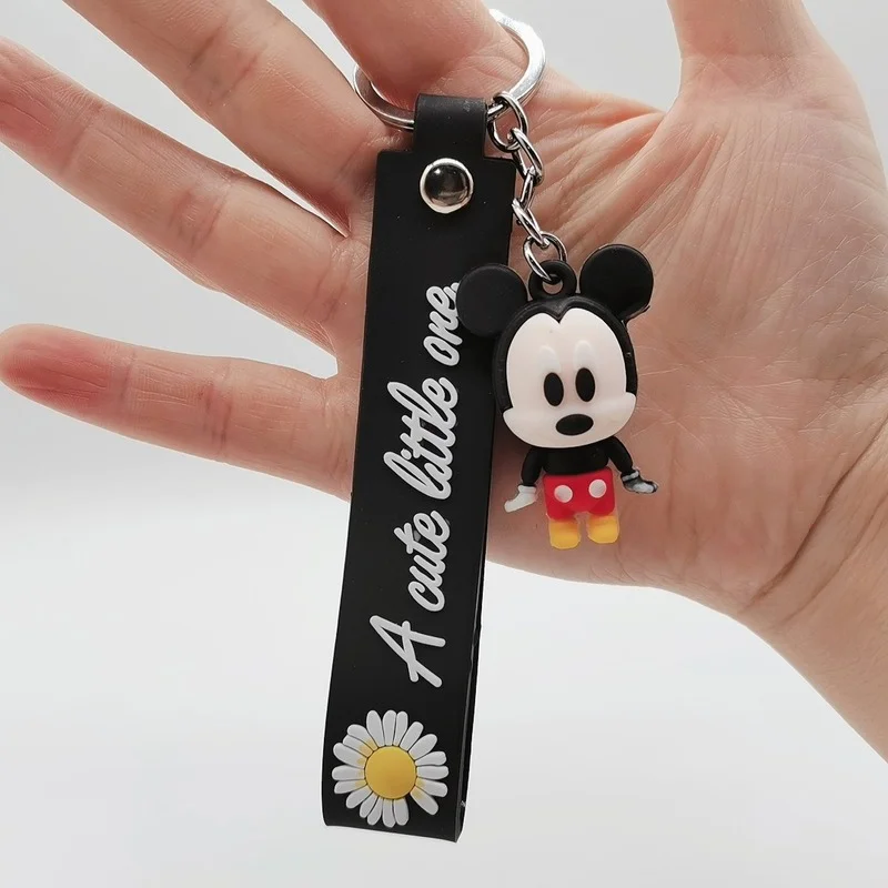 Подвеска в виде Микки и Минни из мультфильма |