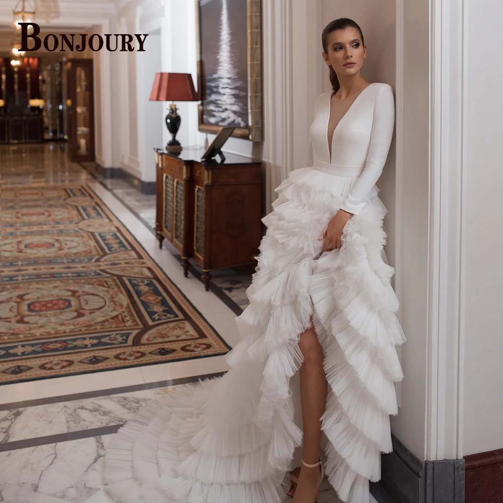 

BONJOURY Exquisite V-Neck Tiered Wedding Dress For Mariages Beading Long Sleeve Wedding Gown For Bride Robe De Soirée De Mariage