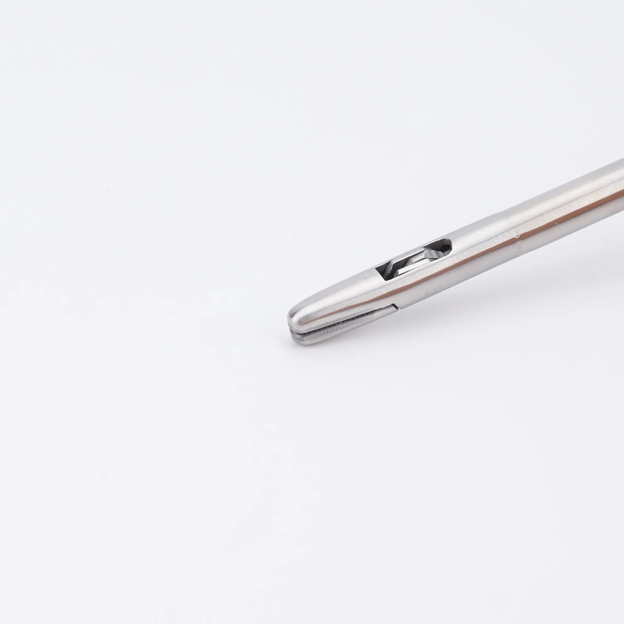 Лапароскопический иглодержатель J&J 5x330 мм