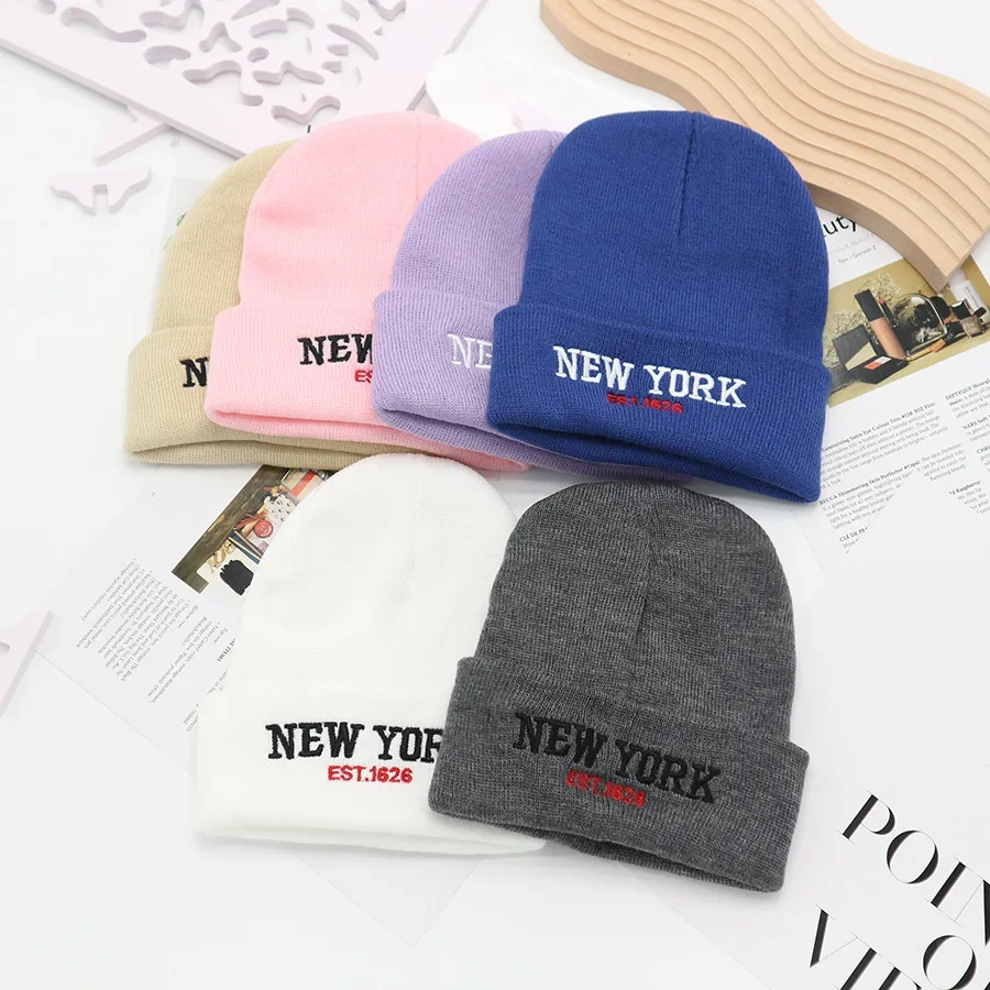 Корейский стиль вязаная шапка с забавным лицом и вышивкой женская осенне-зимняя