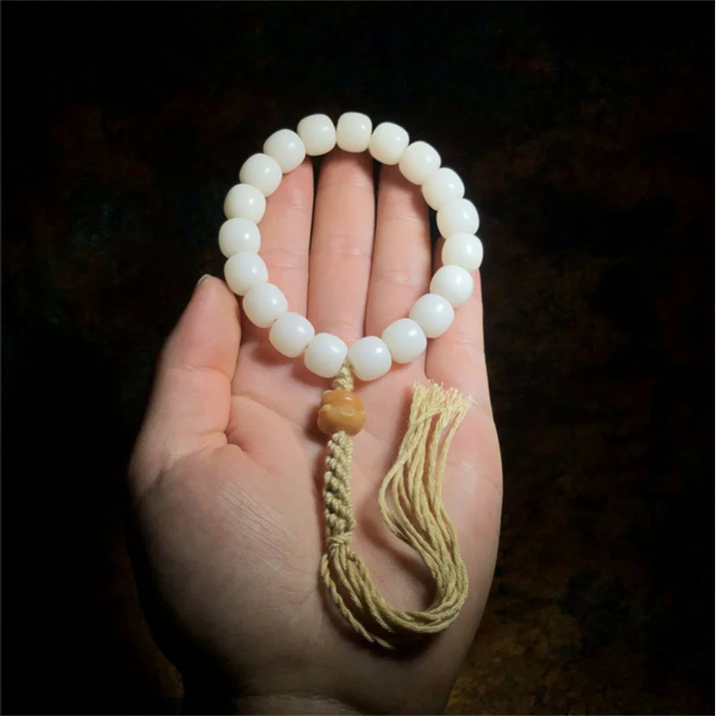 Художественное создание ручной работы Белый нефритовый корень Бодхи Ручной Один