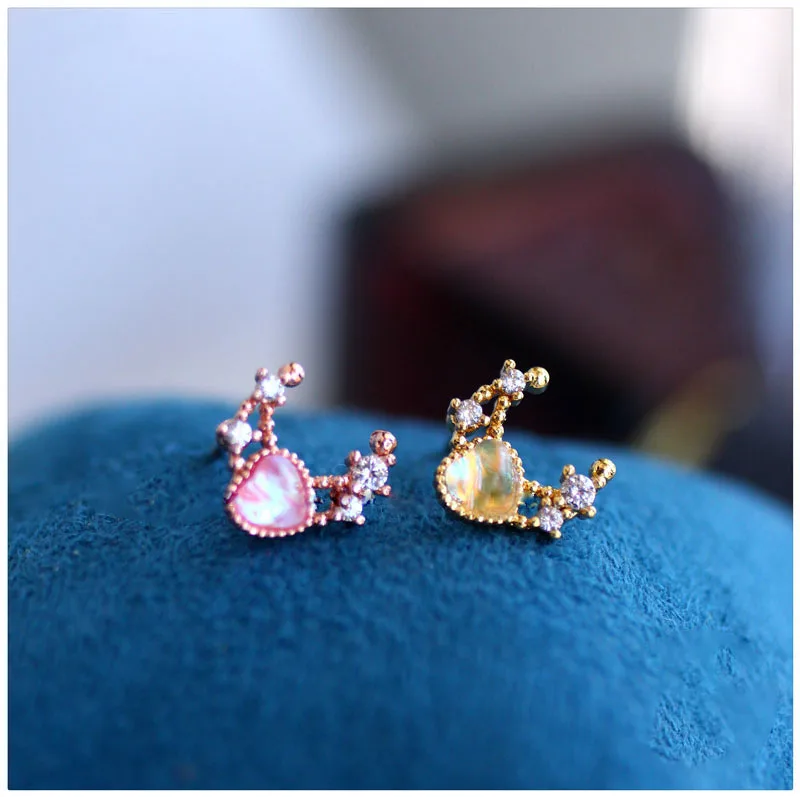 

S925 Silver Personality Design Crescent Love Exquisite Earrings Zirconia Ladies Fashion Jewelry Trend Ins Same Earring Gift