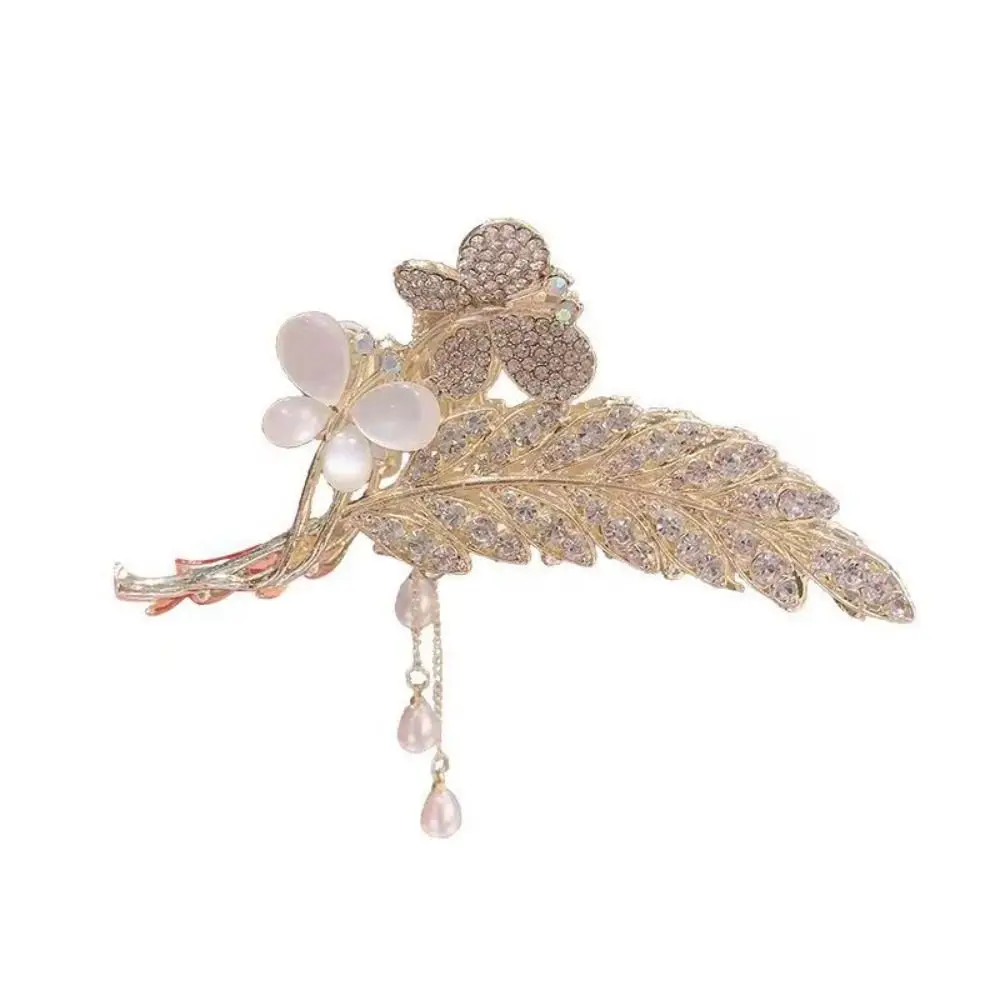 

Tassel Metal Hair Claw Clip New Metal Elegant Shark Hairpin High Quality Butterfly Ponytail Shark Clip Girls