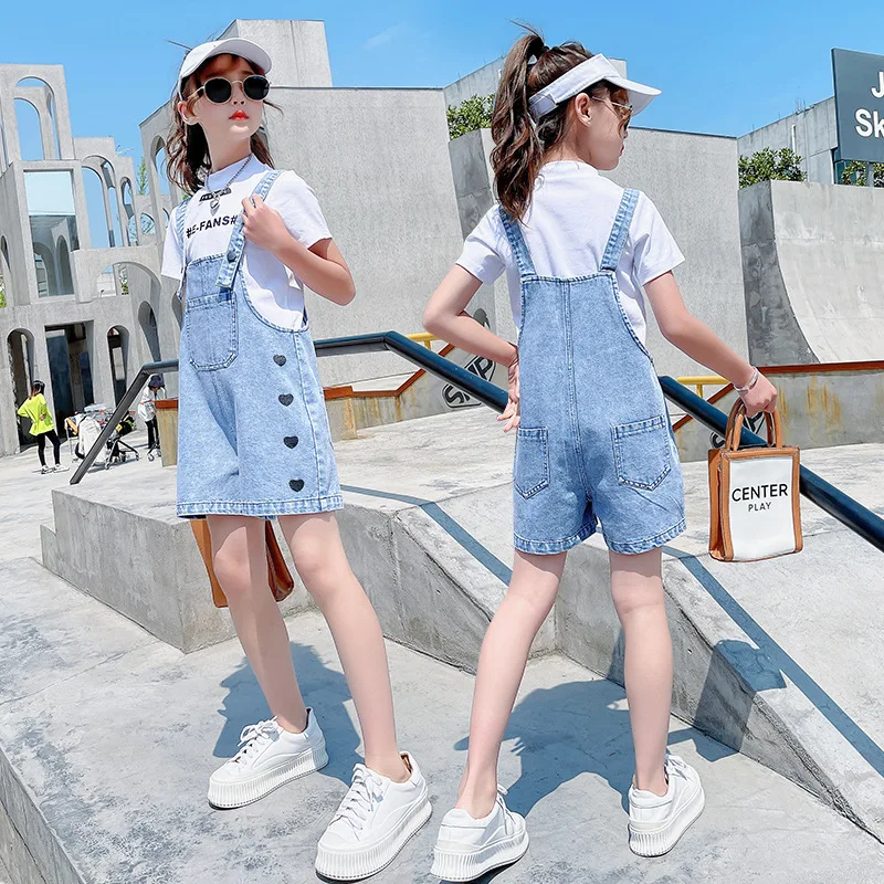 Летние джинсовые шорты для девочек с вышивкой боковым сердечком детские |