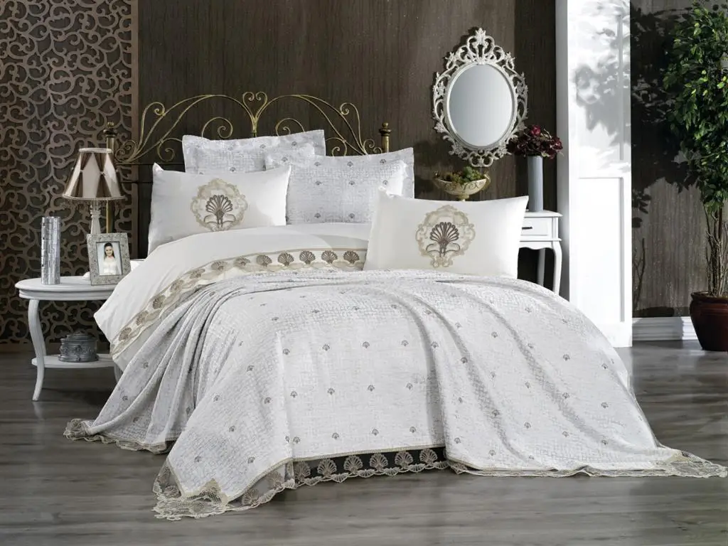 

French Laced Embroidered Valencia Bridal Set Cream Gold
