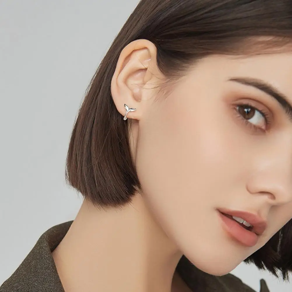 

1Pc Ladies Earring Electroplating Gift Dress Up Mermaid Tail Hoop Earring Fashion Accessories Circle Earring for Daily Wear