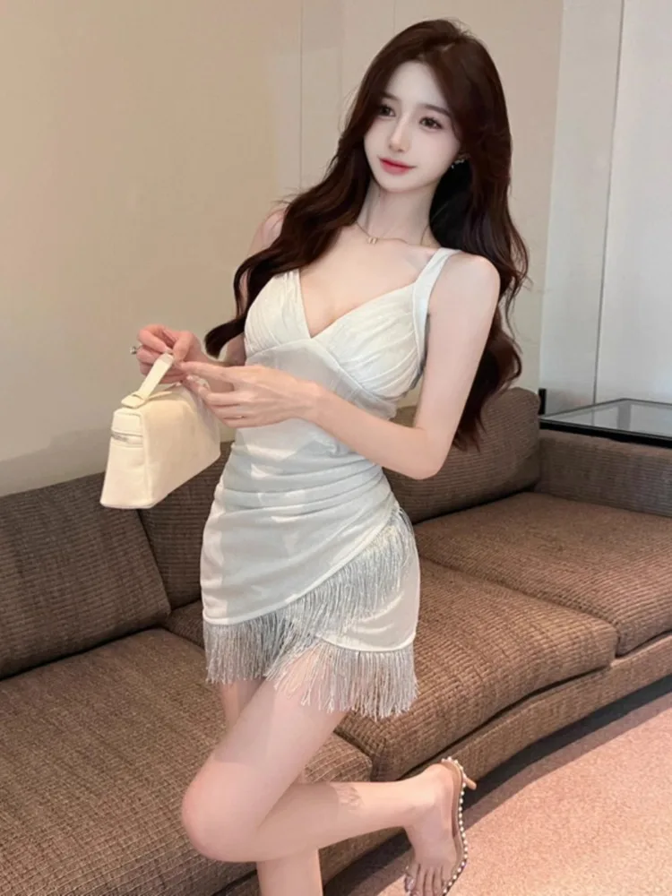 Женское вечернее платье без рукавов с V-образным вырезом и открытой спиной