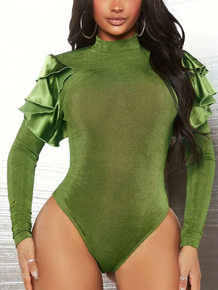 

Женское боди с длинным рукавом, круглым вырезом и оборками