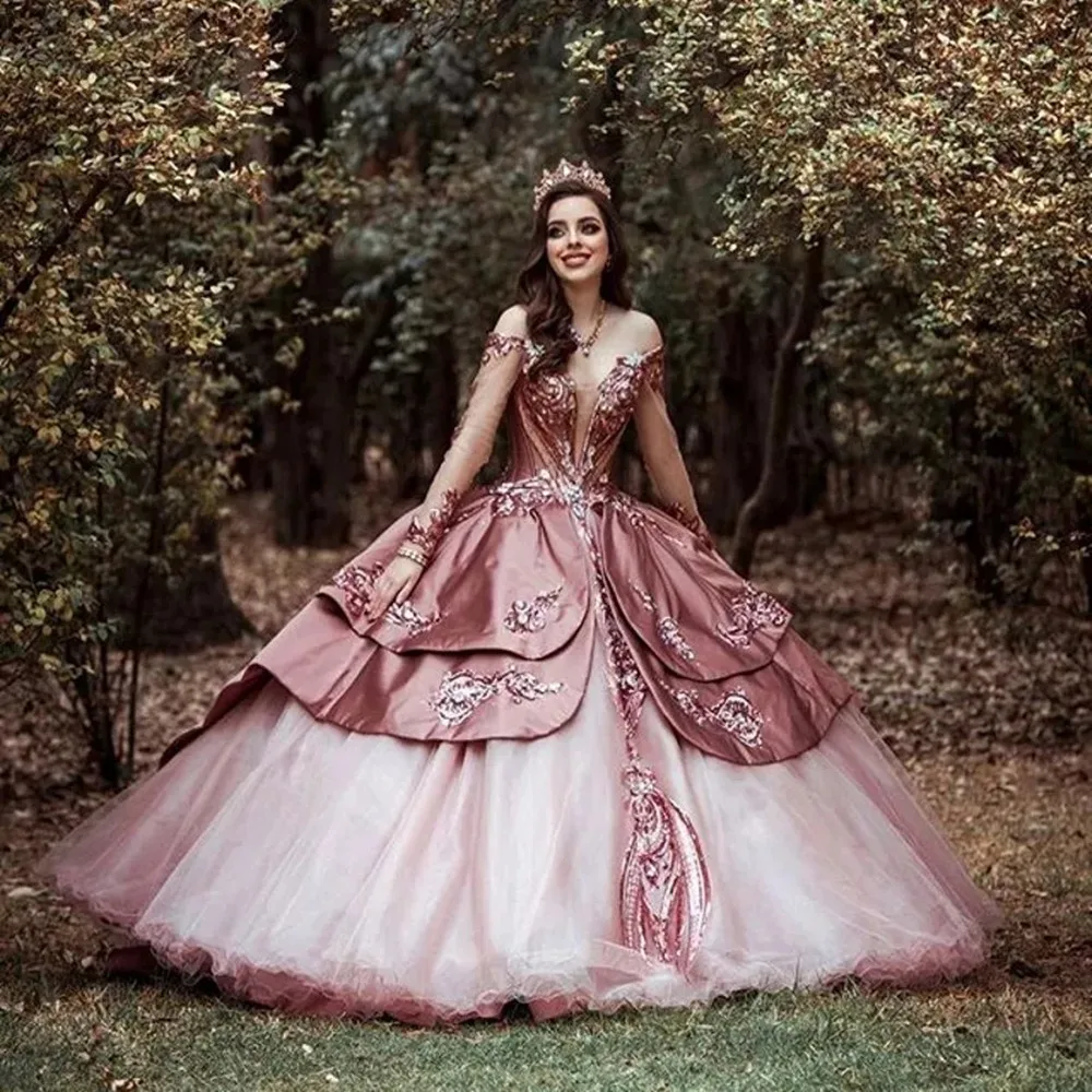 

Dusty Pink Princess Quinceanera Dresses With Rose Gold Sequin Long Sleeve Sweet 16 Puffy Pageant Dress Vestidos De 15 Años