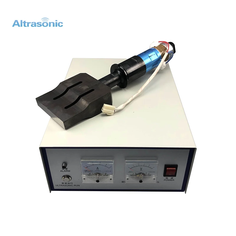 Efficient 20kHz Ultrasonic Plastic Spot Welder For Making Toy Welding Machine