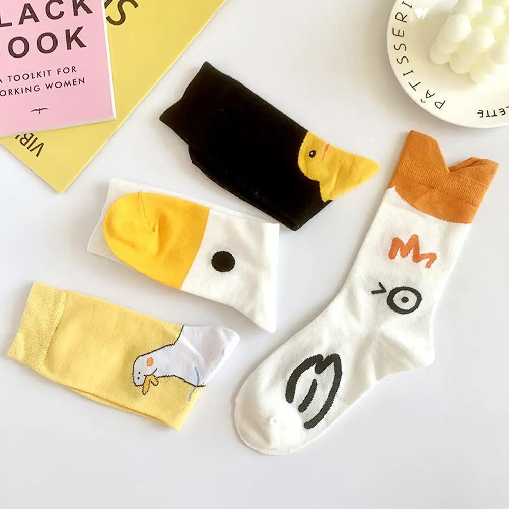 

Sweet Warm Comfortable Mid-Tube Breathable Korean Style Funny Goose Head Socks Women Socks Cartoon Hosiery Cotton Socks