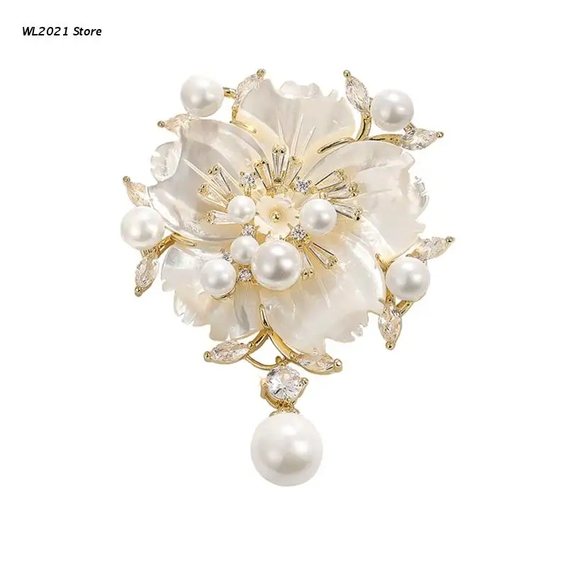 

Elegant Pearl Camellia Brooch Plum Blossom Shell Brooch Delicate Women Wedding Party Casual Pins Gift Banquet Brooch