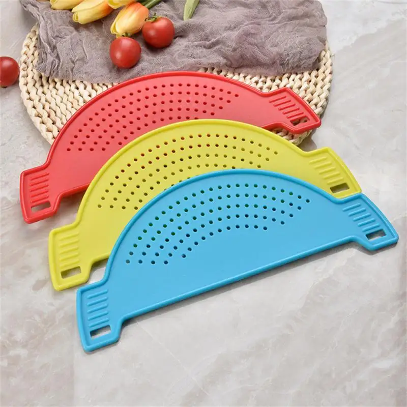 

Kitchen Accessories Plastic Drain Basket Wash Rice Filter Leakproof Baffle Funnel for Jars Kitchen Gadget Pot Side Drainer