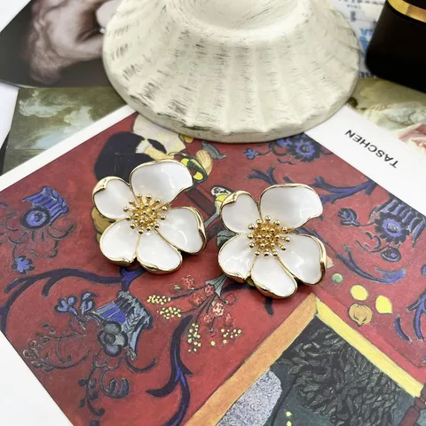 Женские эмалированные серьги-гвоздики, элегантные цветочные серьги с романтической картиной маслом