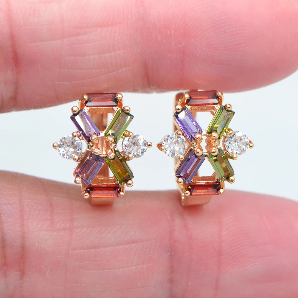 ΠΠ΅Π½ΡΠΊΠΈΠ΅ ΡΠ΅ΡΡΠ³ΠΈ-ΠΊΠΎΠ»ΡΡΠ° Huggie Π·ΠΎΠ»ΠΎΡΠΎΠ³ΠΎ ΡΠ²Π΅ΡΠ° Ρ ΡΠ°Π·Π½ΠΎΡΠ²Π΅ΡΠ½ΡΠΌ ΡΠΈΠ°Π½ΠΈΡΠΎΠΌ ΠΈ Π±Π°Π½ΡΠΎΠΌ, ΠΎΡΠ°ΡΠΎΠ²Π°ΡΠ΅Π»ΡΠ½ΡΠ΅ ΡΠ²Π΅Π»ΠΈΡΠ½ΡΠ΅ ΡΠΊΡΠ°ΡΠ΅Π½ΠΈΡ ΠΠ΅Π½ΡΠΊΠΈΠ΅ ΡΠ΅ΡΡΠ³ΠΈ-ΠΊΠΎΠ»ΡΡΠ° Huggie Π·ΠΎΠ»ΠΎΡΠΎΠ³ΠΎ ΡΠ²Π΅ΡΠ° Ρ ΡΠ°Π·Π½ΠΎΡΠ²Π΅ΡΠ½ΡΠΌ ΡΠΈΠ°Π½ΠΈΡΠΎΠΌ ΠΈ Π±Π°Π½ΡΠΎΠΌ, ΠΎΡΠ°ΡΠΎΠ²Π°ΡΠ΅Π»ΡΠ½ΡΠ΅ ΡΠ²Π΅Π»ΠΈΡΠ½ΡΠ΅ ΡΠΊΡΠ°ΡΠ΅Π½ΠΈΡ