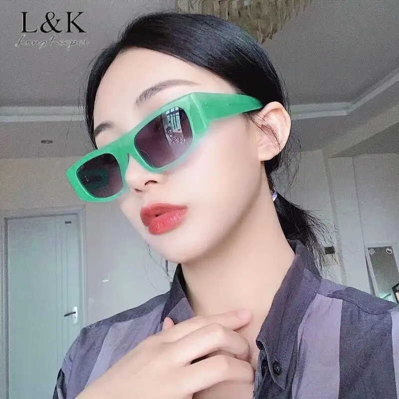 

Vintage Retro Triangle Sunglasses for Women Oval Frame Sun Glasses Fashion Shades Black Y2K Glasses Oculos De Sol Longkeeper