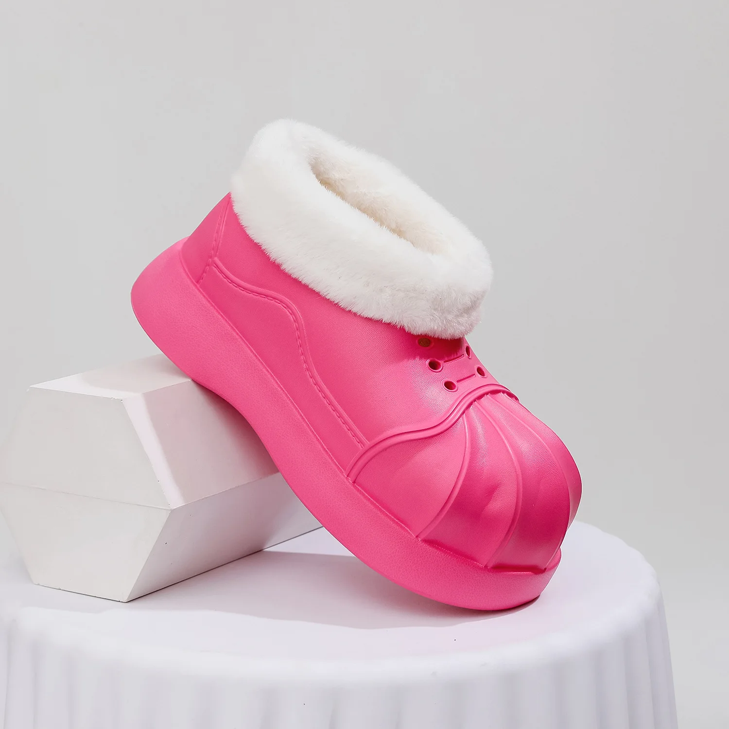 

Зимние ботинки для женщин, зима 2023, Короткие Симпатичные плюшевые толстые Нескользящие хлопковые тапочки на толстой подошве, обувь для девочек