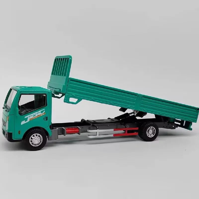 Модель автомобиля из сплава 1/60