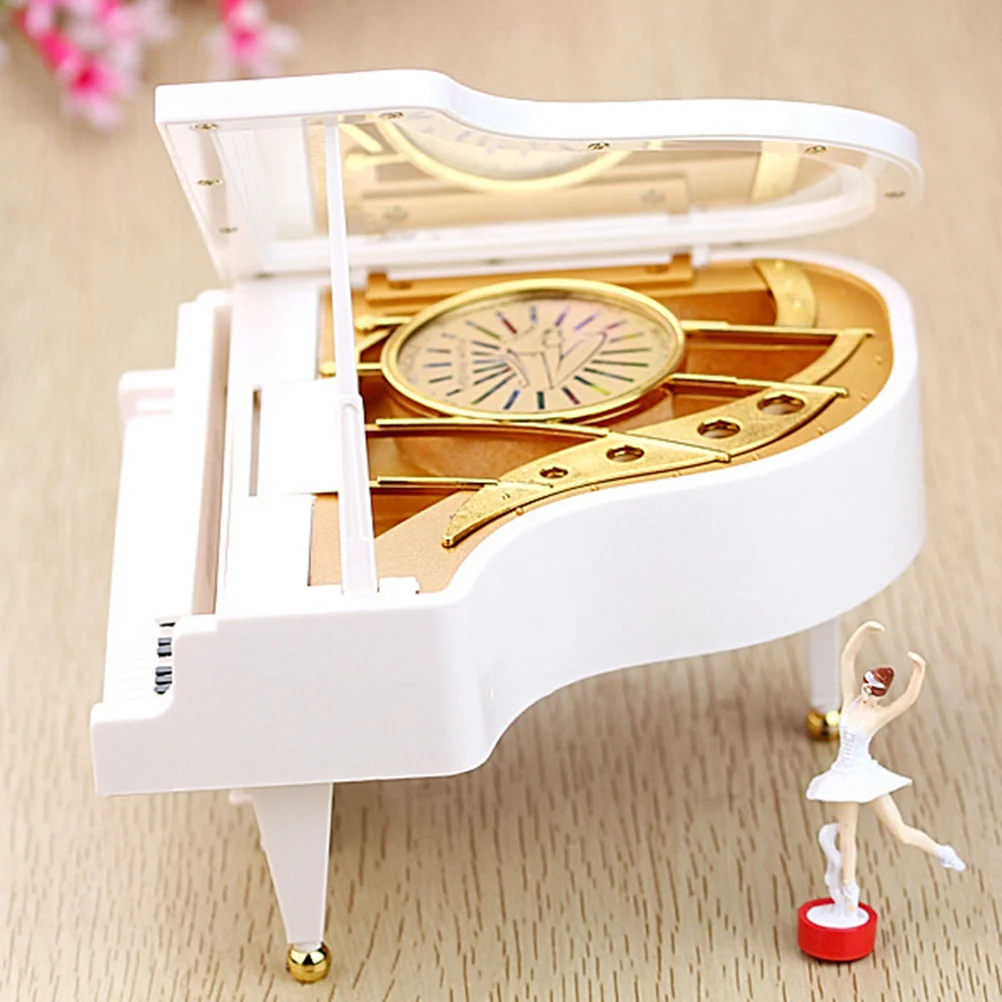 

Rotary Box Ballet Dancer Piano Rotating Dancing Girl Figurine for Wedding Desktop Decor 1pc