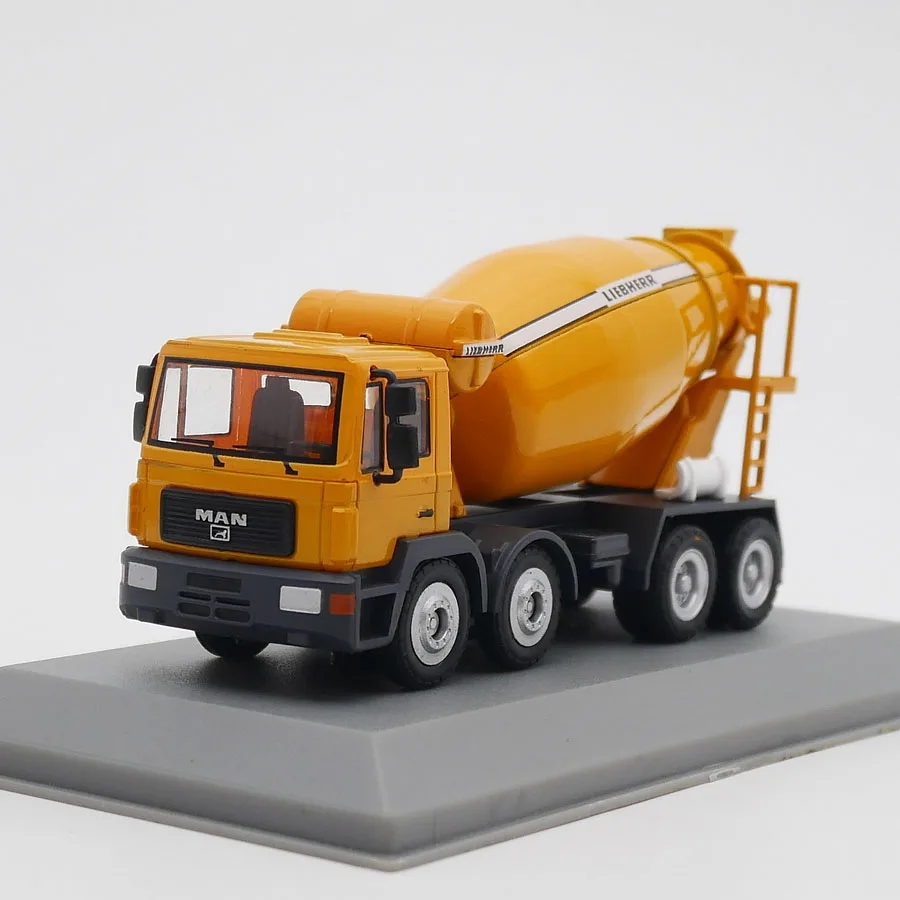 

Модель автомобиля из сплава либхер HTM904 в масштабе 1:72