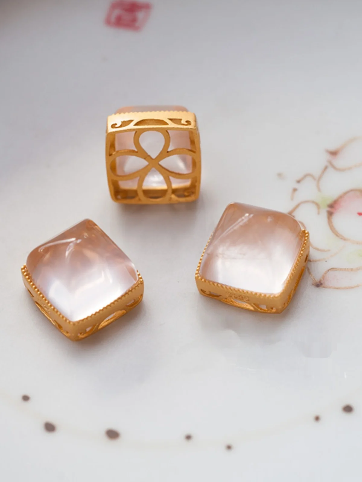 Бамбуковая слива инкрустированный пчелиным воском яшма аквамарин турмалин