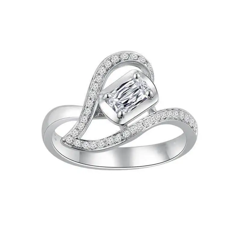 

Fashion creative love-shaped zircon ring Valentine Day gift