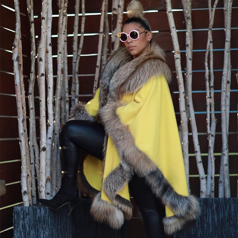 Bat Sleeve Natural Fox Fur Patchwork Cloak Women Autumn Winter New Lady Warm High Street Fashion Wool Shawl Cloak Female