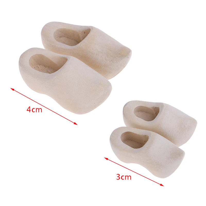 

1Pair Dollhouse Dutch Wooden Shoes Dollhouse Miniature Wooden Shoes Simulation Scene Collocation Model DIY Accessories