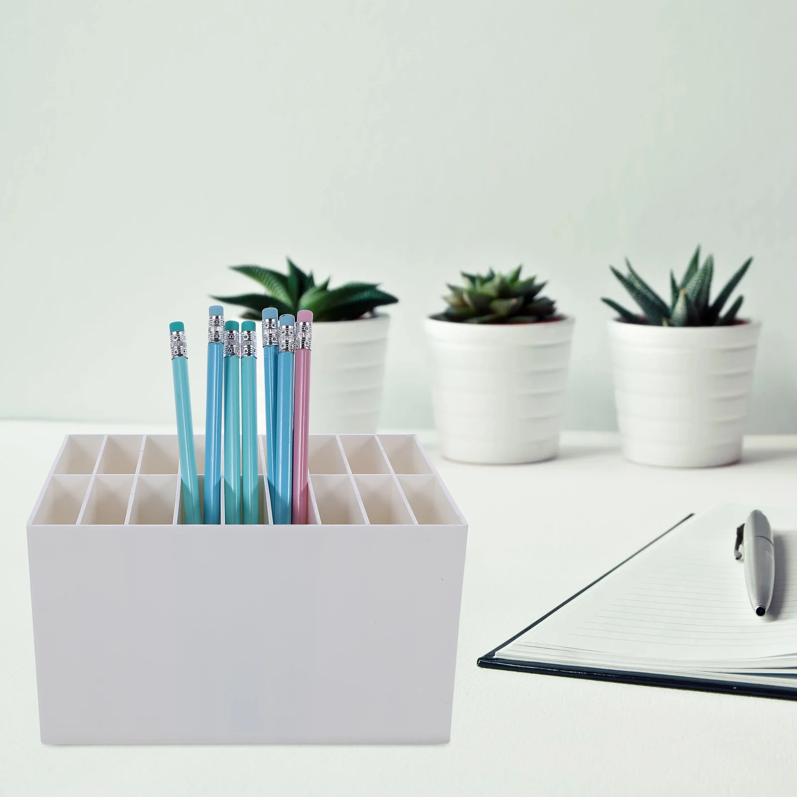 

Paintbrushes Decorating Portable Pen Stand Grid White Desk Holder Marker Storage Student Office