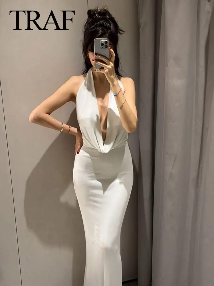 Платье Летнее Длинное однотонное с лямкой на шее и открытой спиной