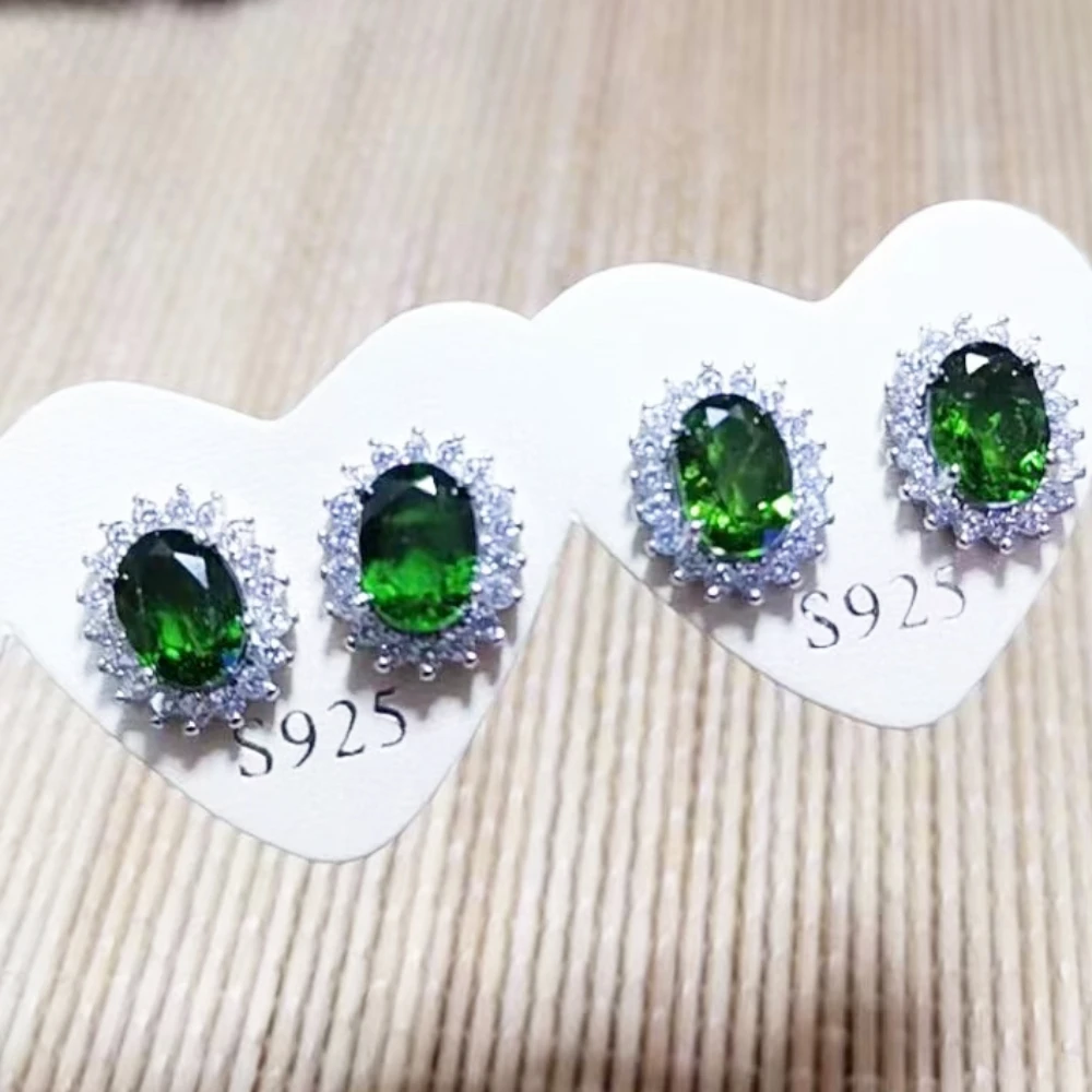 

1pair Natural diopside 925 sterling silver stud earrings stone size approx5*7mm
