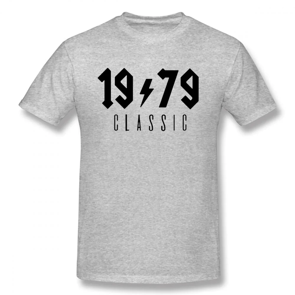 

Born In 1979 T Shirt Father's Day Present Funny 42 Years Old Birthday Gift for Dad Husband Men Short Sleeve O Neck Cotton Tshirt