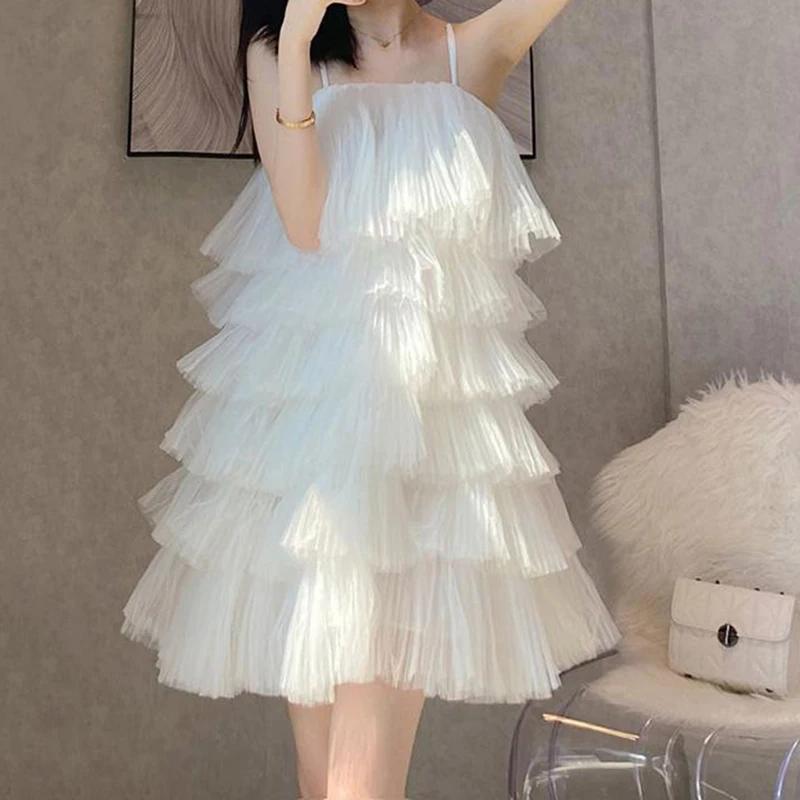 

2022 New Summer Women's Hepburn Style Cake Dress White Princess Sweet and Gentle Style Dress vestidos de fiesta