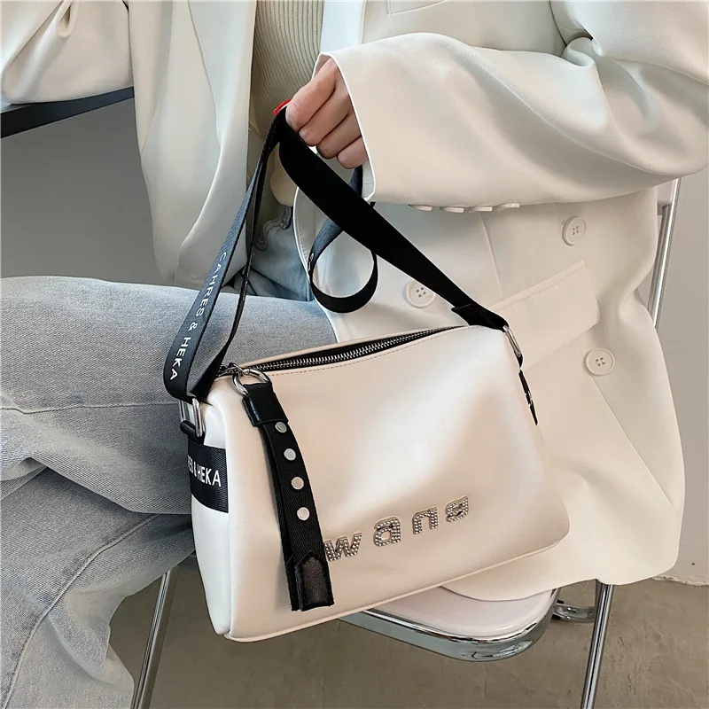 

Designer Women's Bag 2022 New Fashion Sports Bucket Bag High Quality Leather Cylinder PU One Shoulder Crossbody Bag
