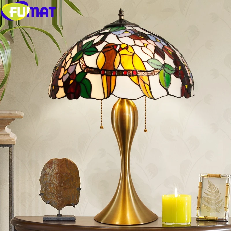 

Tiffany Stained Glass Table Lamp Retro Lovebirds Style Desk Lamp Villa Art Creative Decora Table Light Bedroom Study Night Light