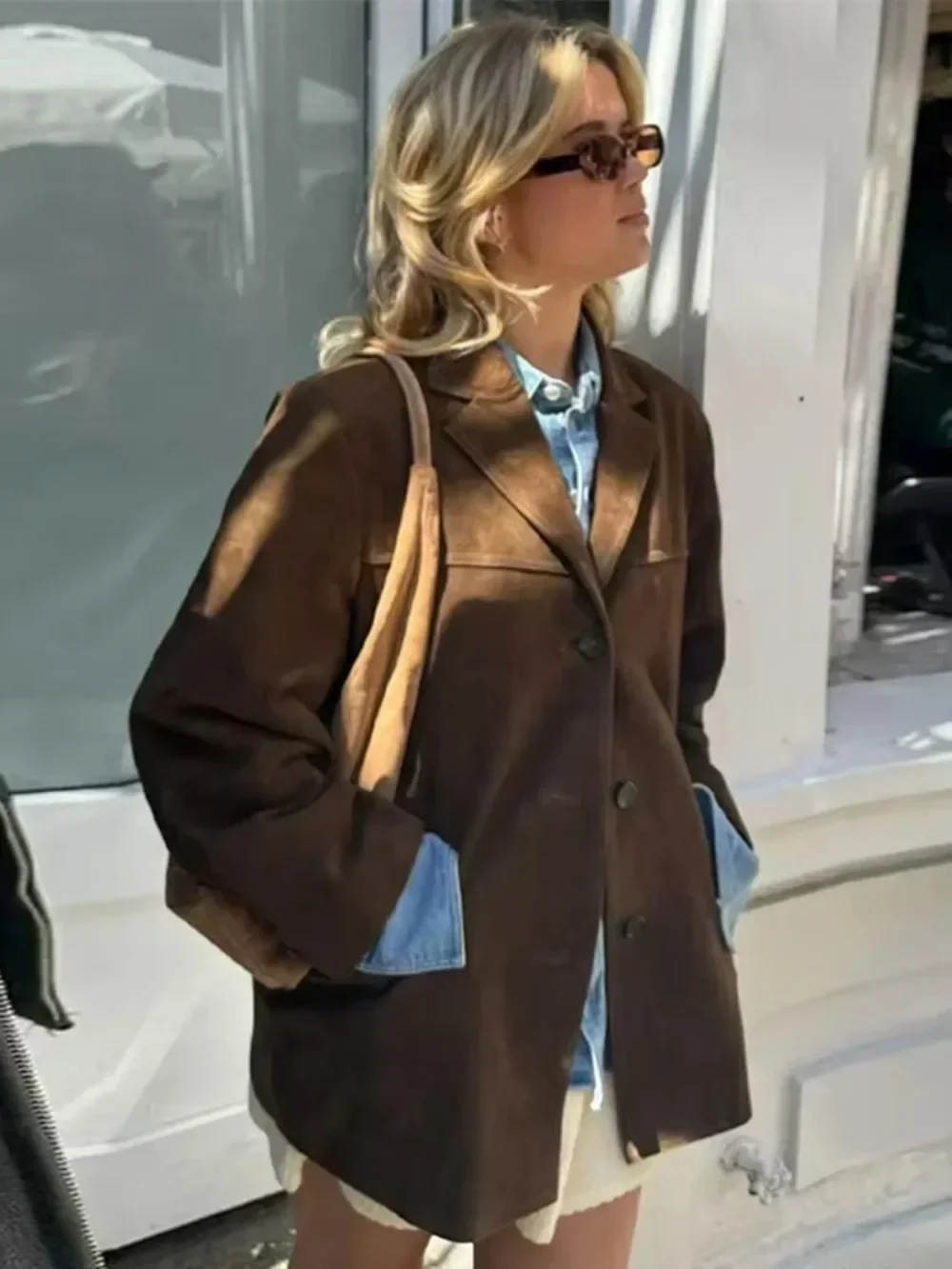 Женская однобортная куртка с отложным воротником однотонная Повседневная