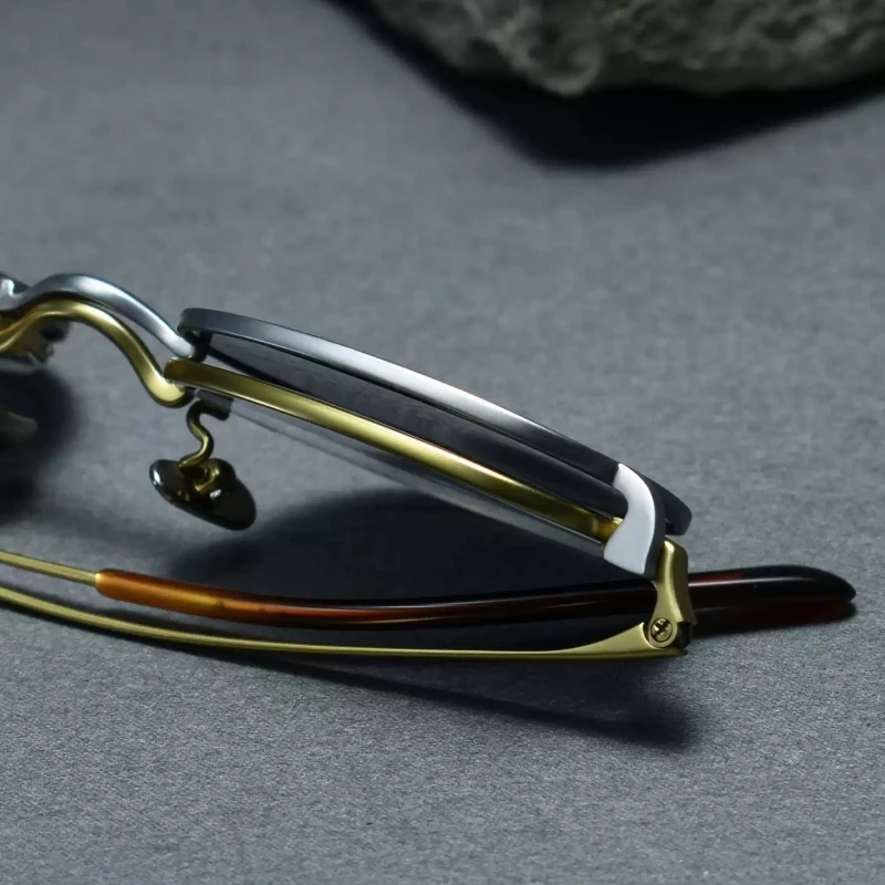 Фото Очки Olamins Ultralight из чистого титана с магнитными линзами для коррекции близорукости, ретро-квадратные, для мужчин с крупным лицом, поляризованные, с защитой от синего света №4