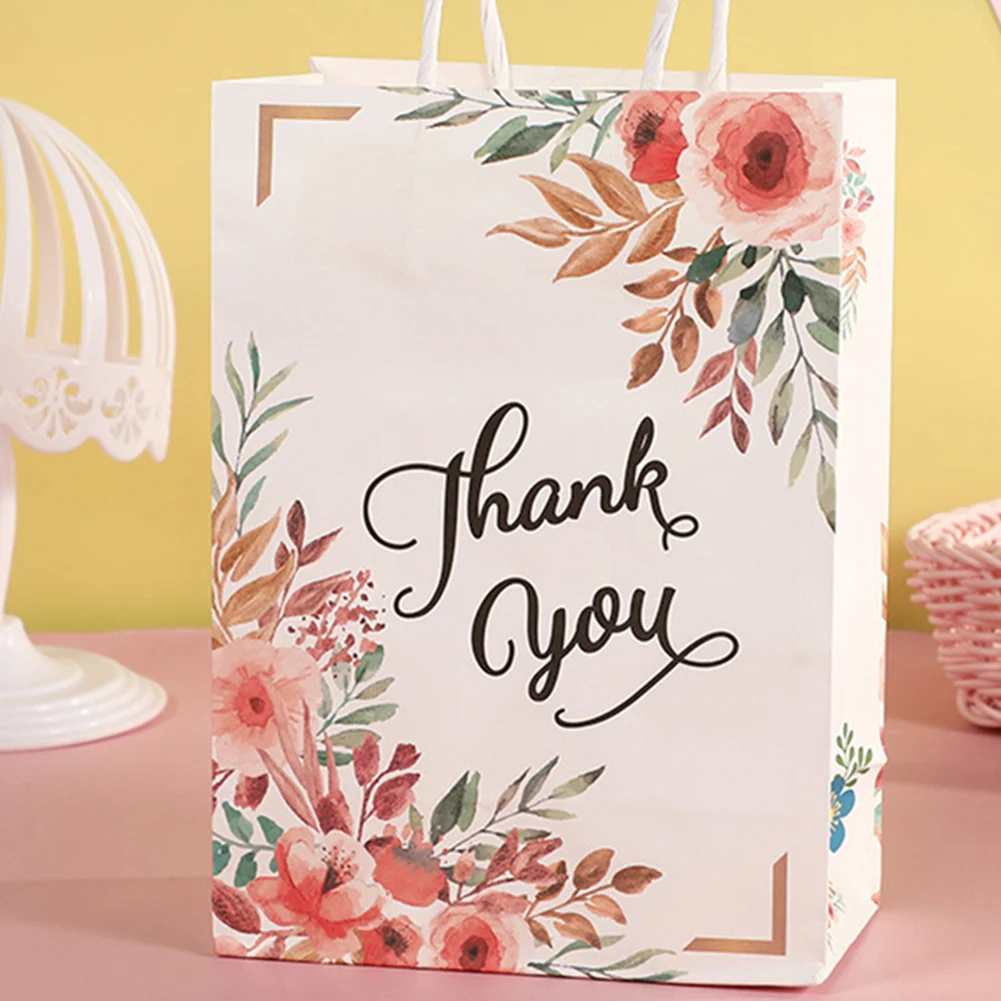 

New Creative White Color Gift Bag Box For Party Baby Shower Paper Chocolate Bag Package/Wedding Favours Flowers Candy Bag 2023