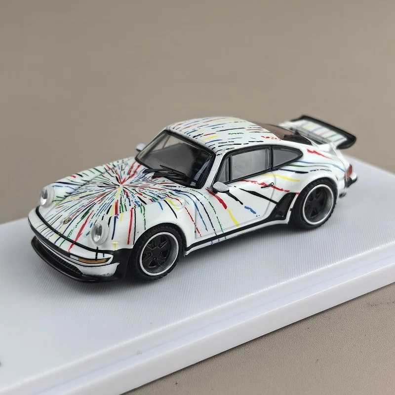Фото Коллекционная модель автомобиля Porsche Singer Turbo 930 из сплава, масштаб 1:64, сувенир, украшение для витрины, подарок №2