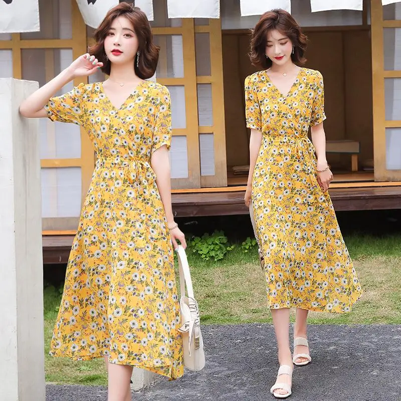 

Make yellow chiffon floral short sleeve v-neck long restore ancient ways in the pure and fresh and cultivate one's morality show