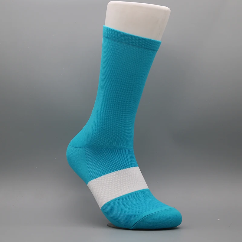 4 pairsNew Pro competition Cycling Socks Letter Sports Socks Breathable Outdoor Road running socks Men Women Calcetines Ciclismo