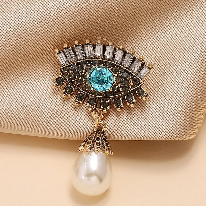 

Fashion Corsage Jewelry Pearl Pendant Eye Brooch Pin Personality Lady Vintage Rhinestone Alloy Brooches Gift Accessory