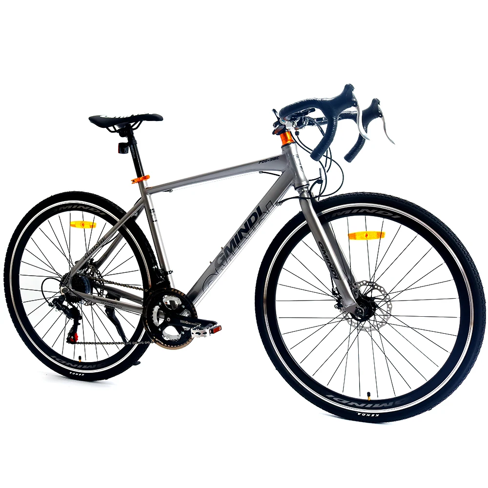 Дорожный велосипед с алюминиевой рамой