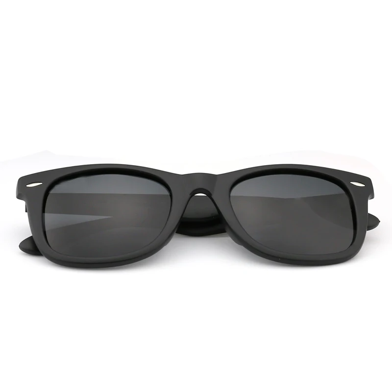 

Both men and women can use Frame is PC material Lens is glass material