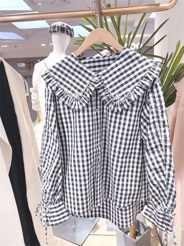 

2023 Spring Fashion Unique and Beautiful Top French Design Sense Small Doll Collar Checked Shirt Women's Summer