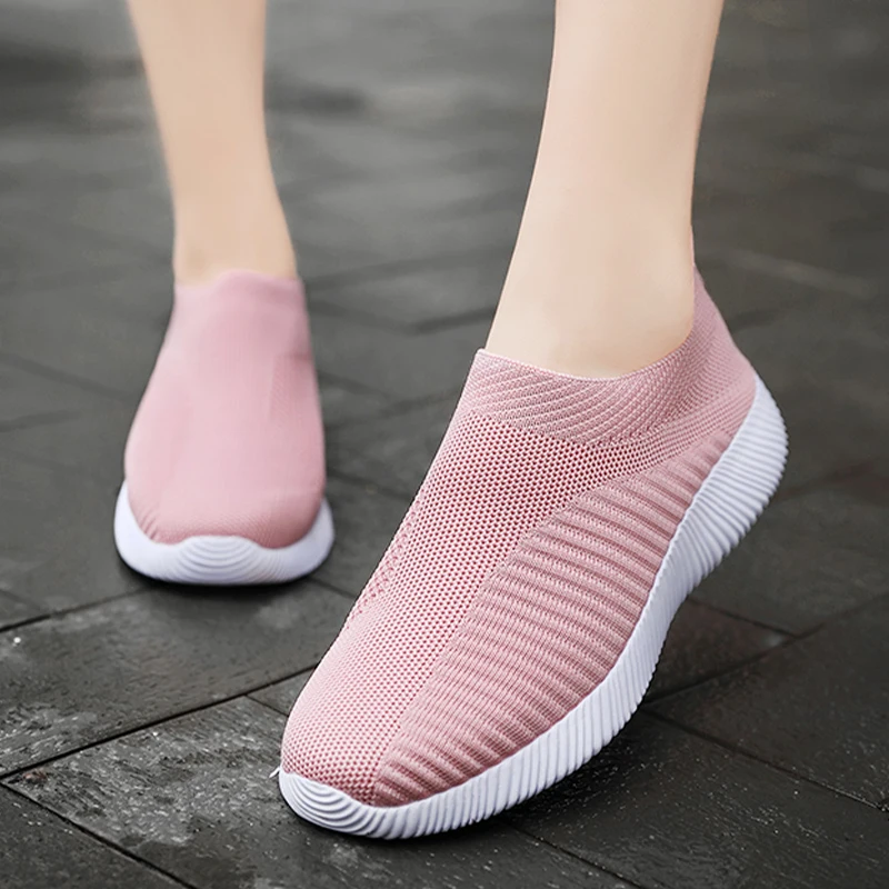 

Spring Autumn Breathable Women Shoes Slip-On Casual Sneakers Women Lightweight Comfortable Walking Sneakers Zapatillas Hombre