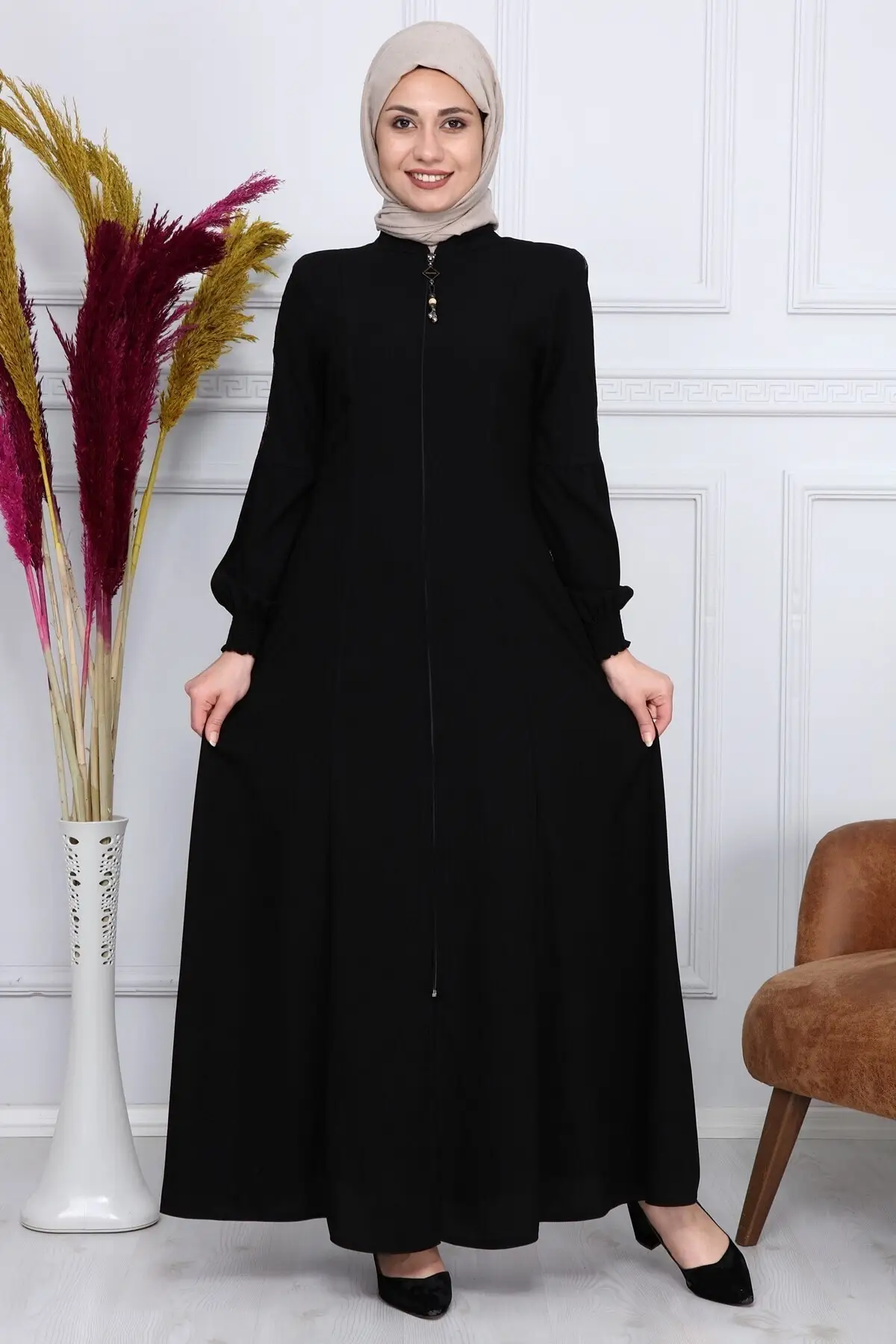 

Sleeves Embroidered Ferace 2197 Black