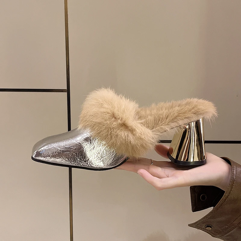 Зимняя женская обувь на меху элегантные модные сабо с закрытым носком туфли