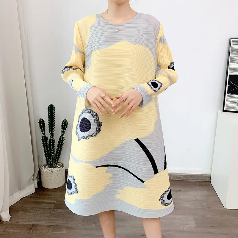 

Miyake Style Printed Dress for Women 2023 Spring New Loose Large Size Casual Pleated Comfortable Refined Luxury Evening Dresses