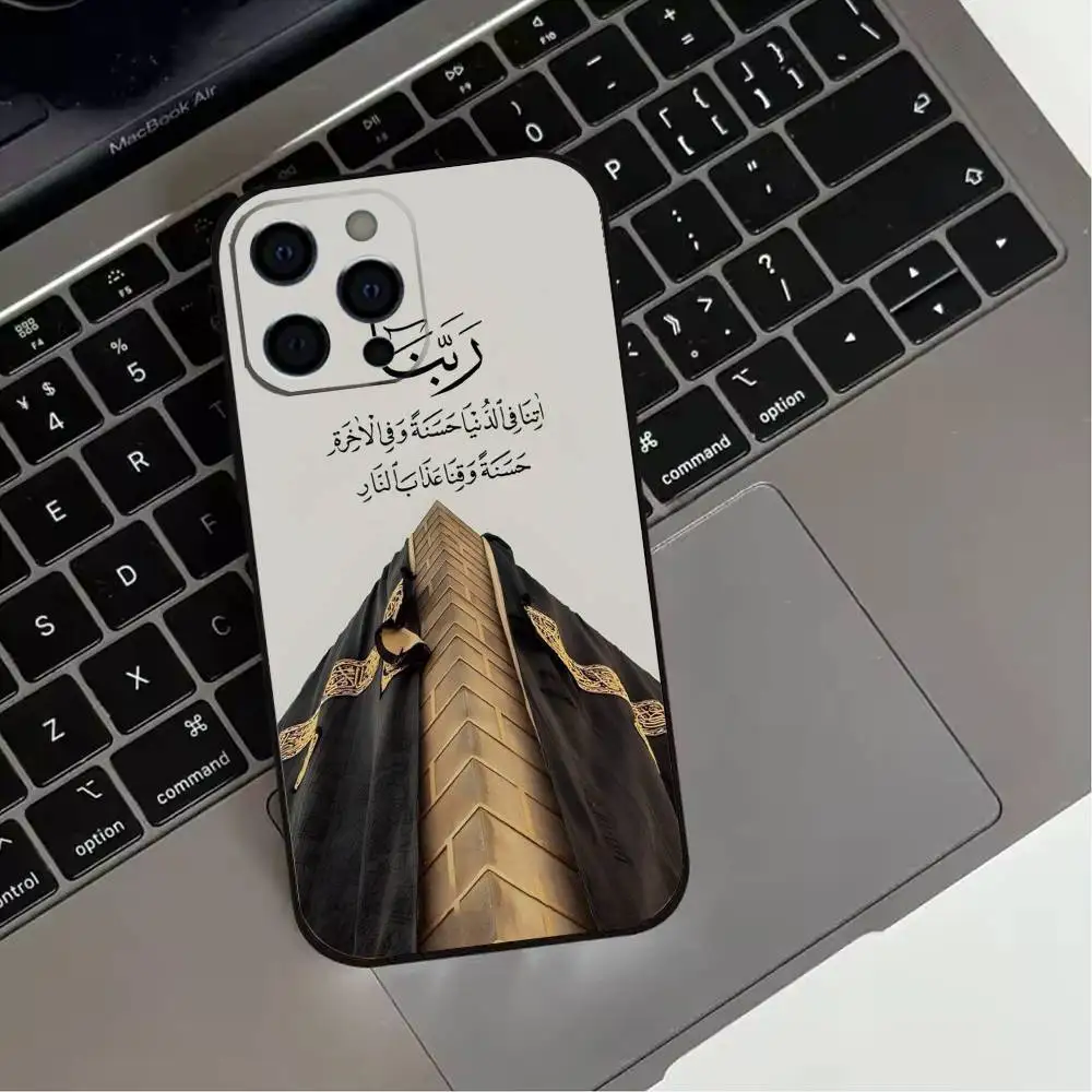 Чехол для телефона I-IN M-Mecca Pilgrims Art для iPhone 17,16,15,14,13,12,11 Plus, Pro Max, XS, мягкий силиконовый черный чехол (art.: 3920d3d477d83) - 3920d3d477d83